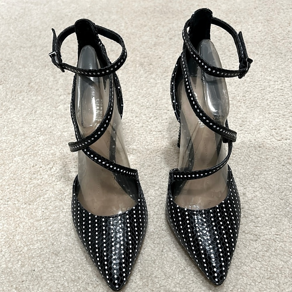 Gianni Bini Womens Size 7.5 Itzel Strappy Polka Dot Snake Print Leather Pumps.